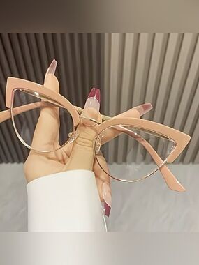 New! Tan Vintage Style Cat Eye Clear Lens Fashion Glasses